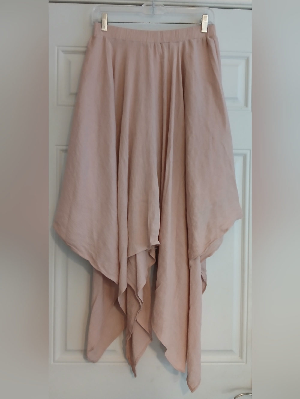 Beautiful Listicle Asymmetrical Pink Skirt Size Medium #Fairy #Boho
